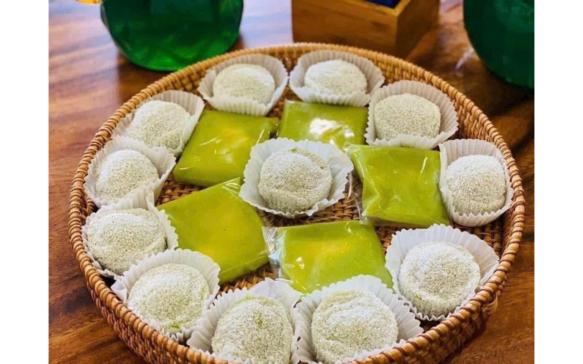 Bánh Cốm - Món Ngon Hà Nội và Ý Nghĩa Tinh Tế (Kèm Bí Quyết Chọn Đặc Sản Cốm Ngon)