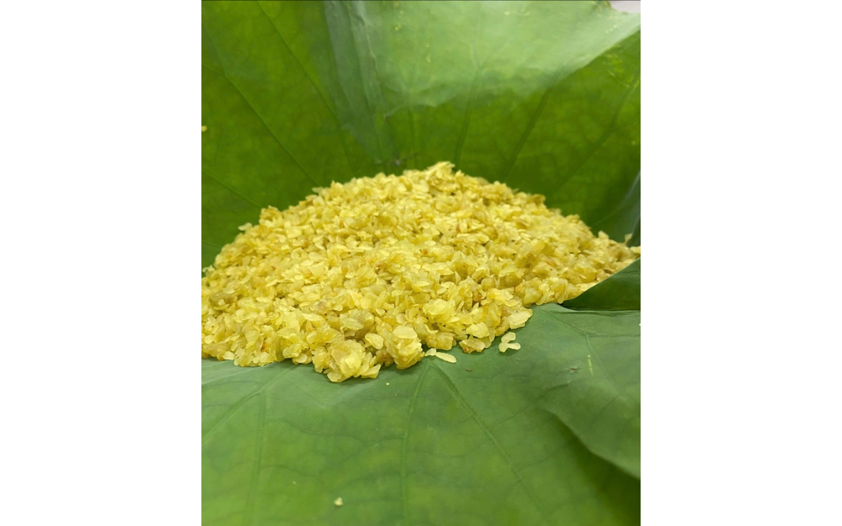 Cốm Non Lá Me - Tinh Túy Đặc Sản Cốm Hà Nội Gây Thương Nhớ