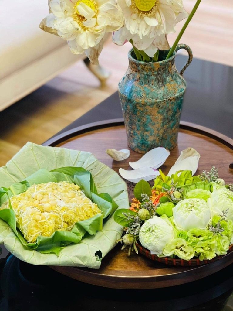 Cốm Non Hà Nội: Tinh Túy Ẩm Thực Thủ Đô - Khám Phá Đặc Sản Cốm Nức Tiếng